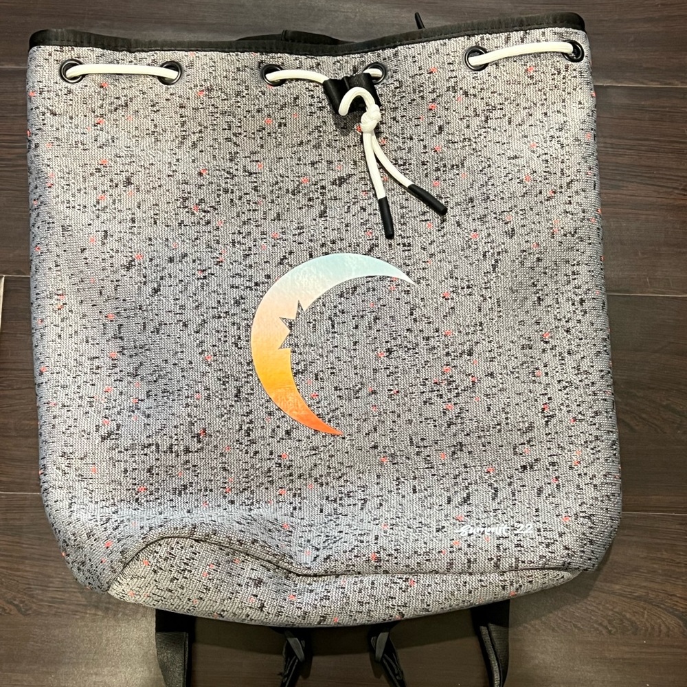 Zyia summit backpack